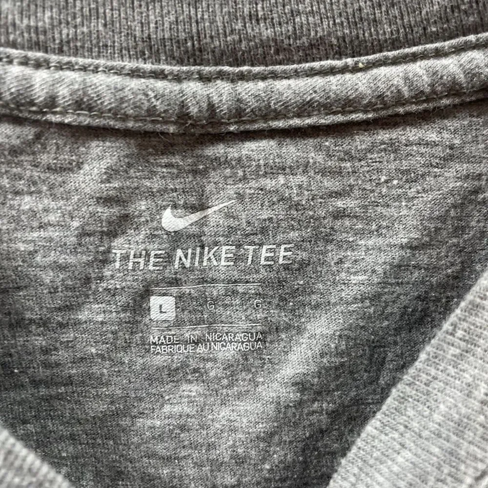 Nike Shirt Womens Large Gray United States Olympic & Paralympic Museum Logo Crew